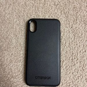 Otter box Iphone xs max
